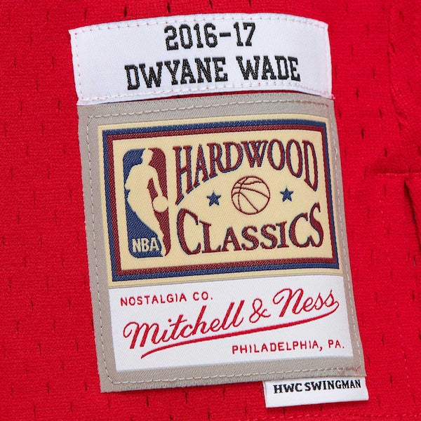 Dwyane Wade Chicago Bulls 2016/17 Hardwood Classics Swingman Jersey - Red - Image 5