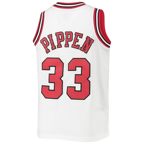 Scottie Pippen Chicago Bulls Youth 1997/98 Hardwood Classics Swingman Jersey - White/Red/Black - Image 4