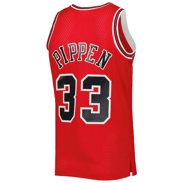 Scottie Pippen Chicago Bulls Hardwood Classics 2003-04 Swingman Jersey - Red - Image 3