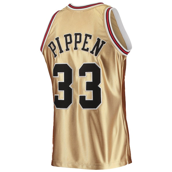 Scottie Pippen Chicago Bulls 75th Anniversary 1997/98 Hardwood Classics Swingman Jersey - Gold - Image 4