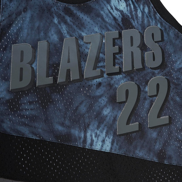 Clyde Drexler Portland Trail Blazers Hardwood Classics 1991/92 Tie-Dye Swingman Jersey - Black - Image 4