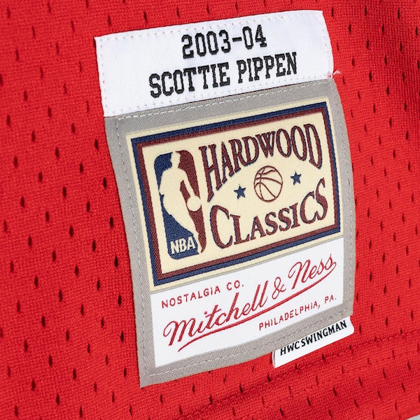 Scottie Pippen Chicago Bulls Hardwood Classics 2003-04 Swingman Jersey - Red - Image 4