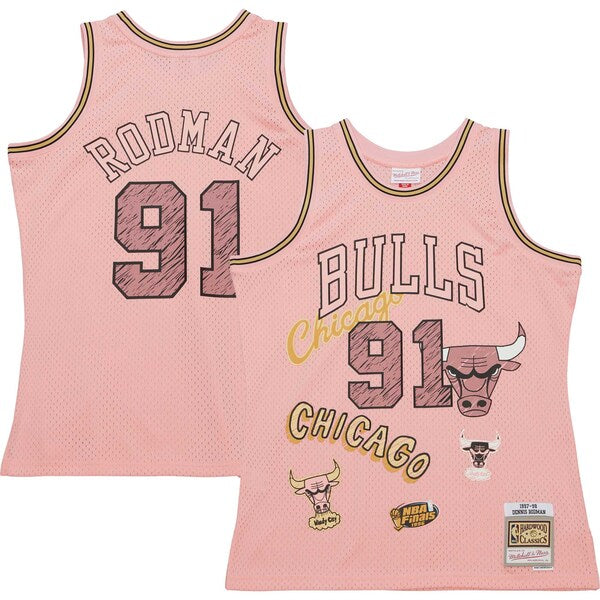 Dennis Rodman Chicago Bulls 1997/98 Swingman Sidewalk Sketch Jersey - Pink - Image 2