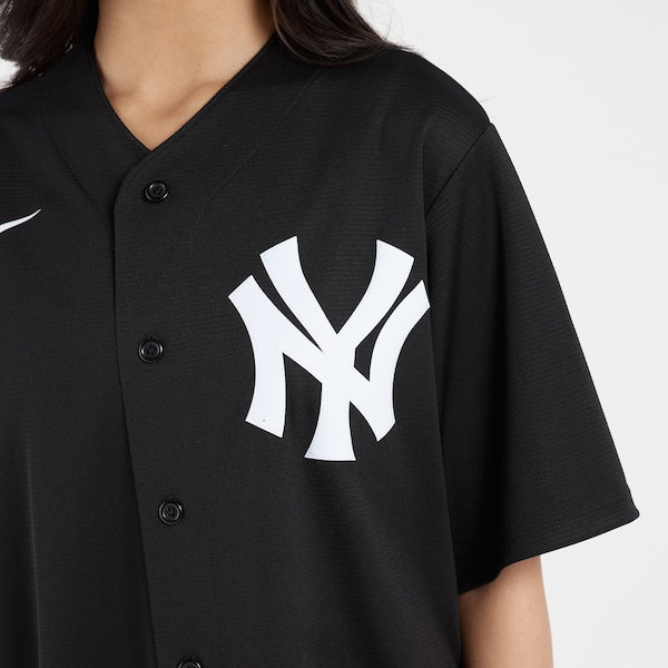 Aaron Judge New York Yankees Nike Lights Out Replica Player Jersey - Black - Image 8