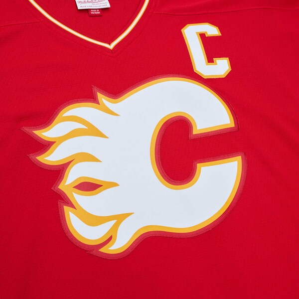 Lanny McDonald Calgary Flames Captain Patch 1988/89 Blue Line Player Jersey - Red - Image 2