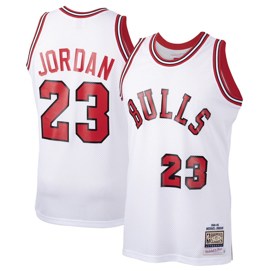 Men's Chicago Bulls Michael Jordan Red 1984/85 Hardwood Classics Rookie Authentic Jersey - Red/White - Image 5