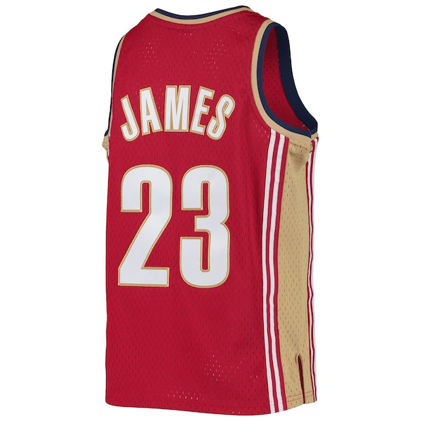 LeBron James Cleveland Cavaliers Youth 2003-04 Hardwood Classics Swingman Jersey - Wine/Navy - Image 4