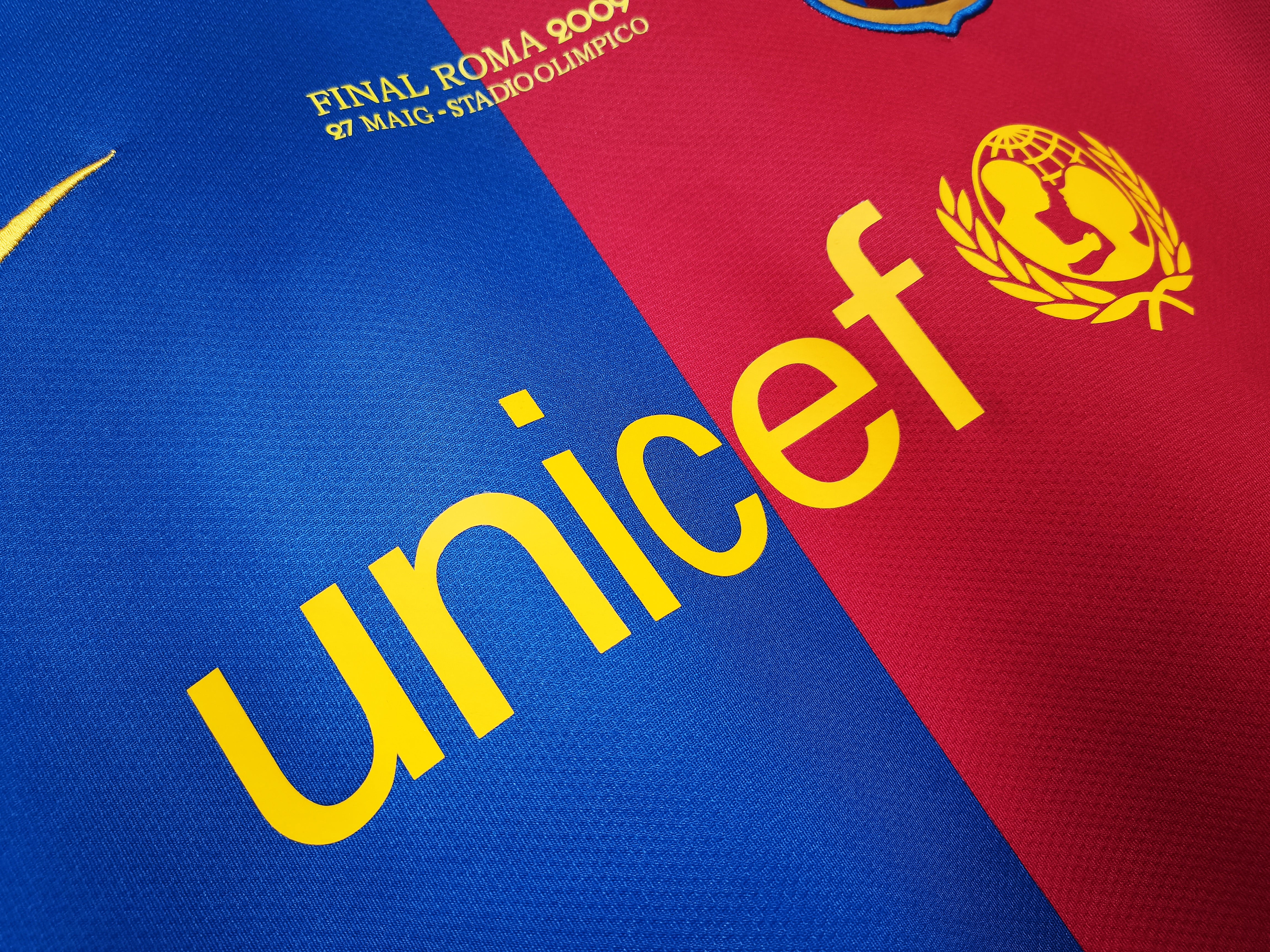 Barcelona 2008-09 Home Vintage Jersey - Image 5