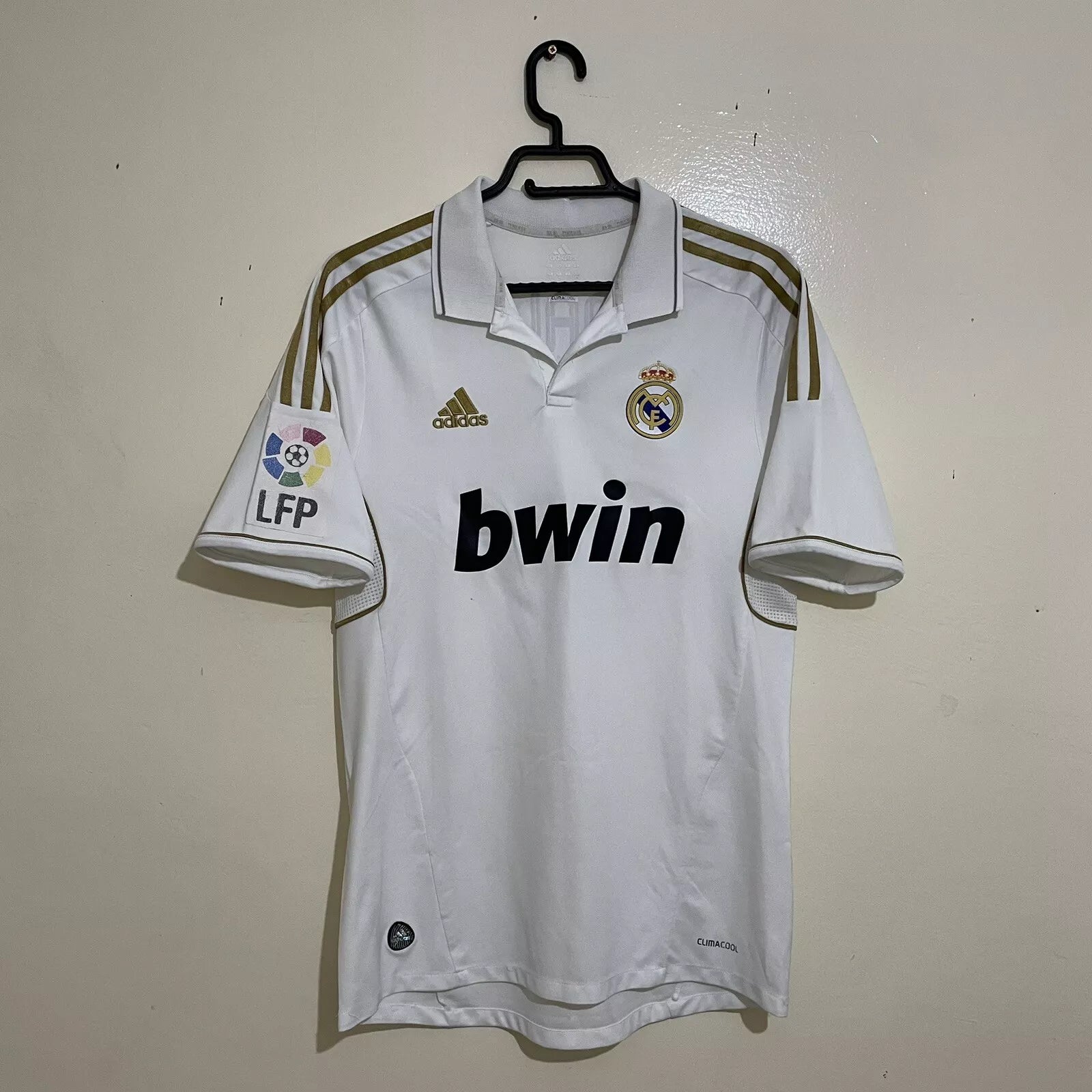 Cristiano Ronaldo Los Merengues 2011-12 Home Vintage Jersey - Image 2