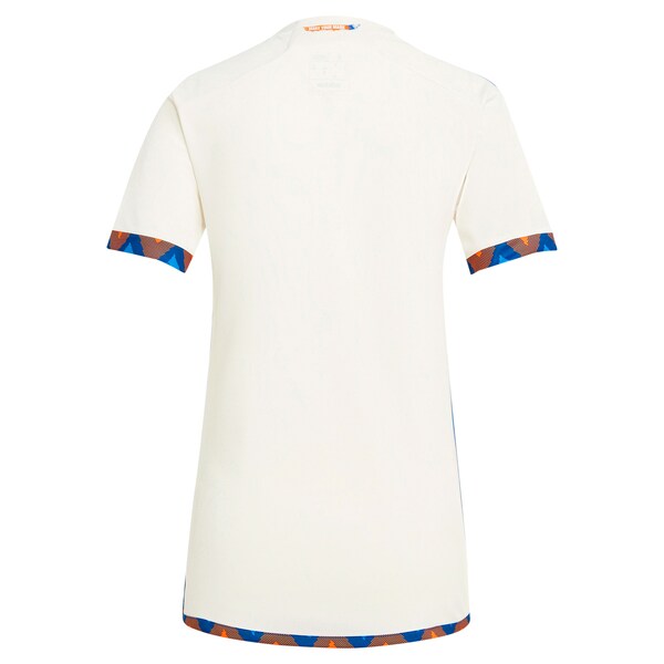 FC Cincinnati adidas Women's 2024 The Canvas Kit Replica Jersey - White - Image 3